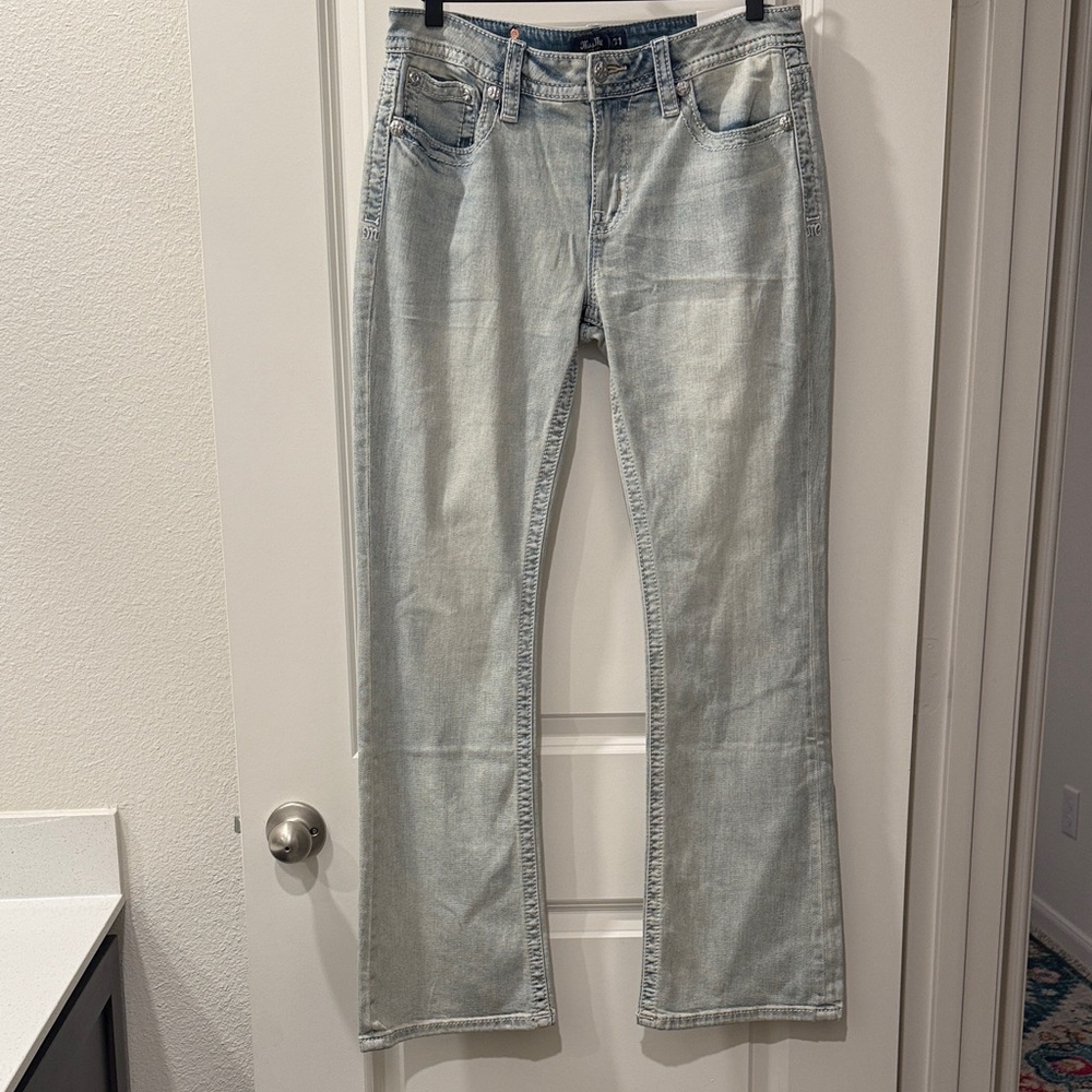 Miss Me Light Wash Bootcut Jeans NWT Size 31x32